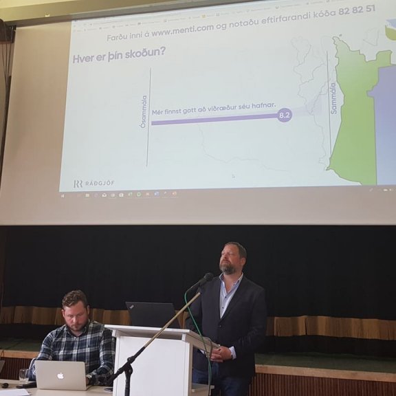 Frá íbúafundi í Skjólbrekku 20. júní 2019